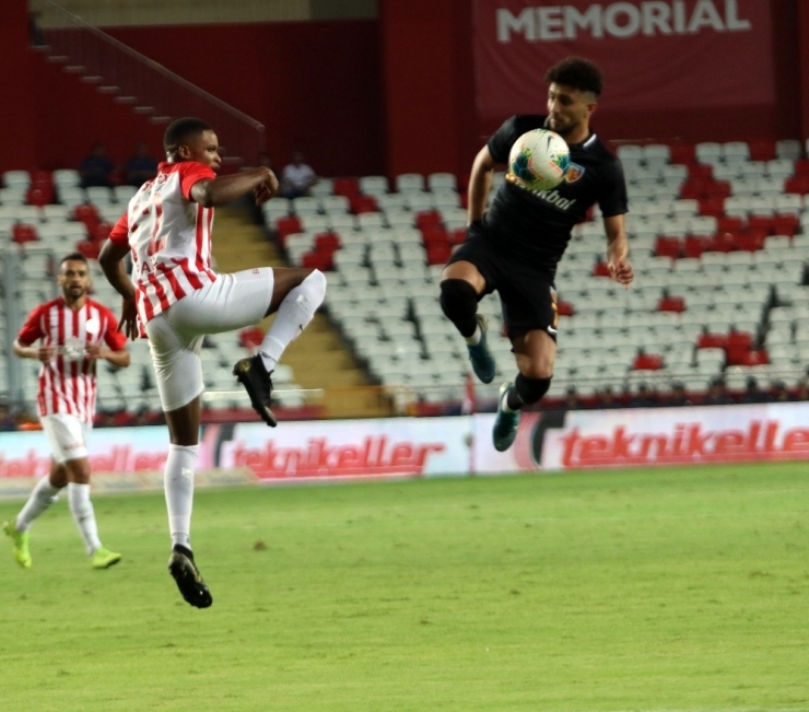 Süper Lig: Antalyaspor: 2 - İstikbal Mobilya Kayserispor: 2 (Maç Sonucu)