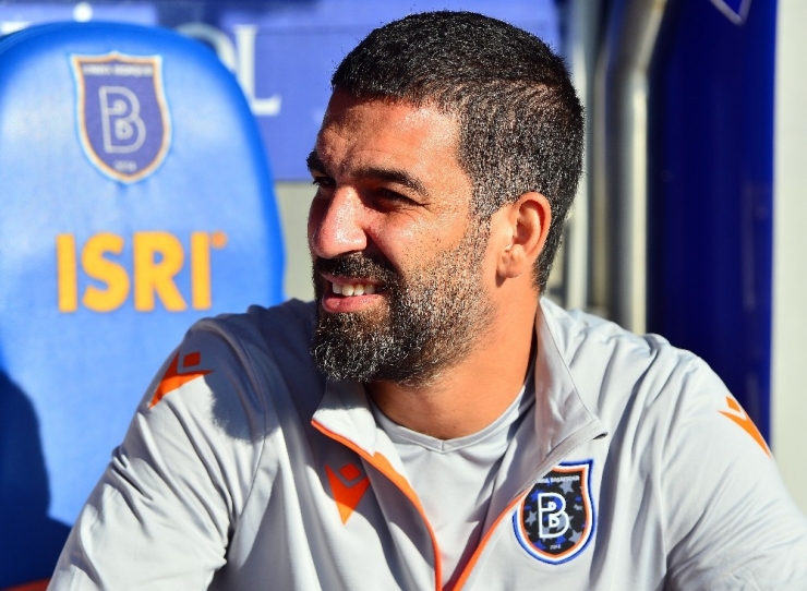 Süper Lig: Medipol Başakşehir: 0 - Dg Sivasspor: 0 (Maç Devam Ediyor)