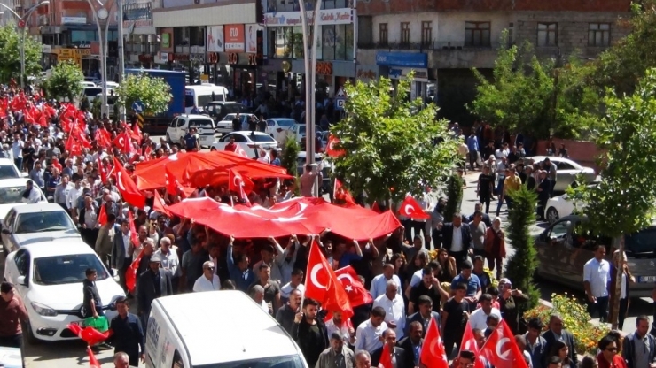 Erciş’te ‘Teröre Lanet’ Mitingi