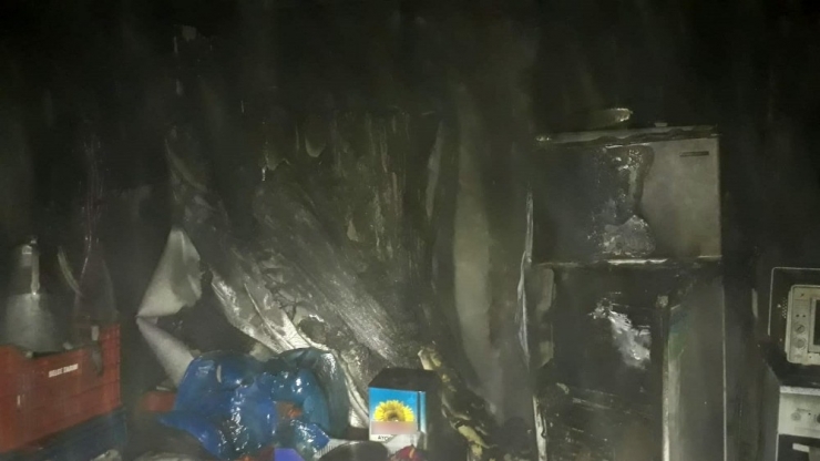 Samandağ’da Korkutan Ev Yangını