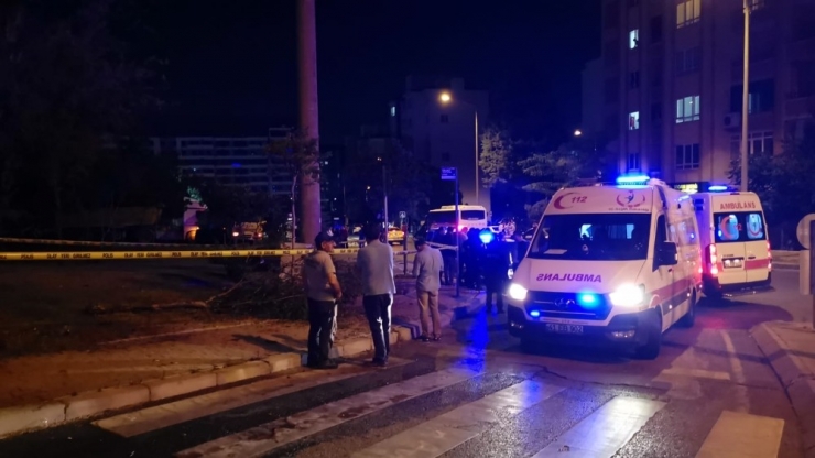 Freni Patlayan Su Tankerinden Atlayan Sürücü Hayatını Kaybetti