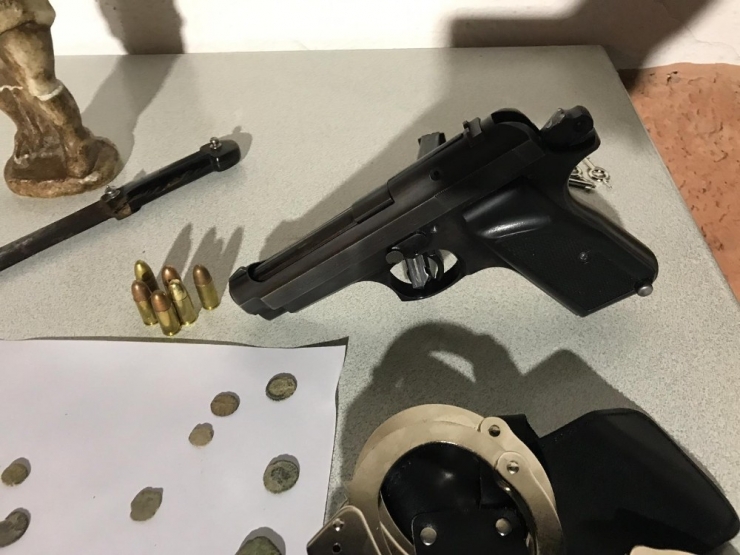 Tarihi Eser Kaçakçılığı Ve Ticareti Yapan Sahte Polislere Operasyon