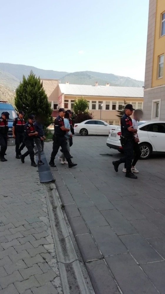 Araç Aküsü Çalan Suç Çetesi Yakalandı