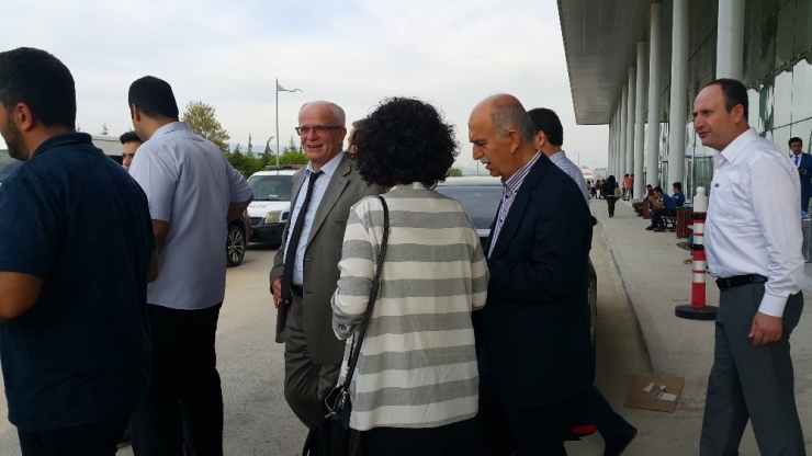 Fetö Zanlısı Vali Ve Beraberindeki İş Adamları Yeniden Hakim Karşısında