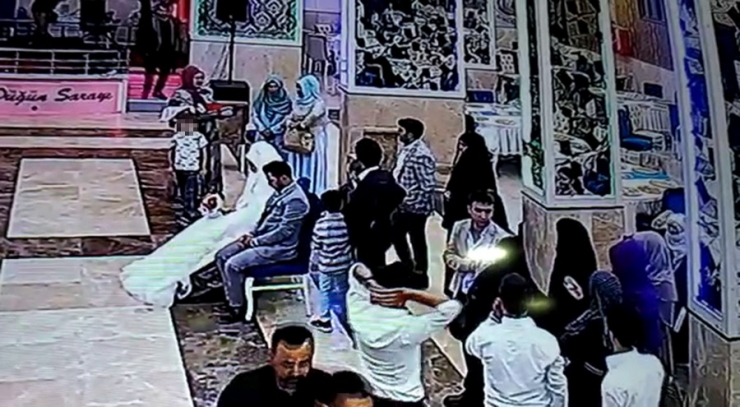 Sultangazi’de Çocuk Gelin Son Anda Kurtarıldı