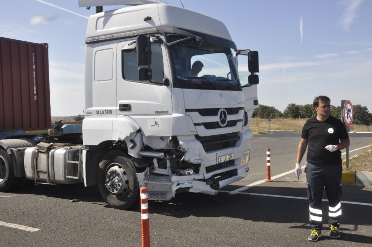 Tekirdağ’da Tır İle Otomobil Çarpıştı: 1 Yaralı