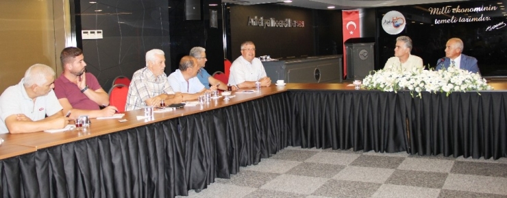 Süt Üreticileri Maliyetten Şikayetçi