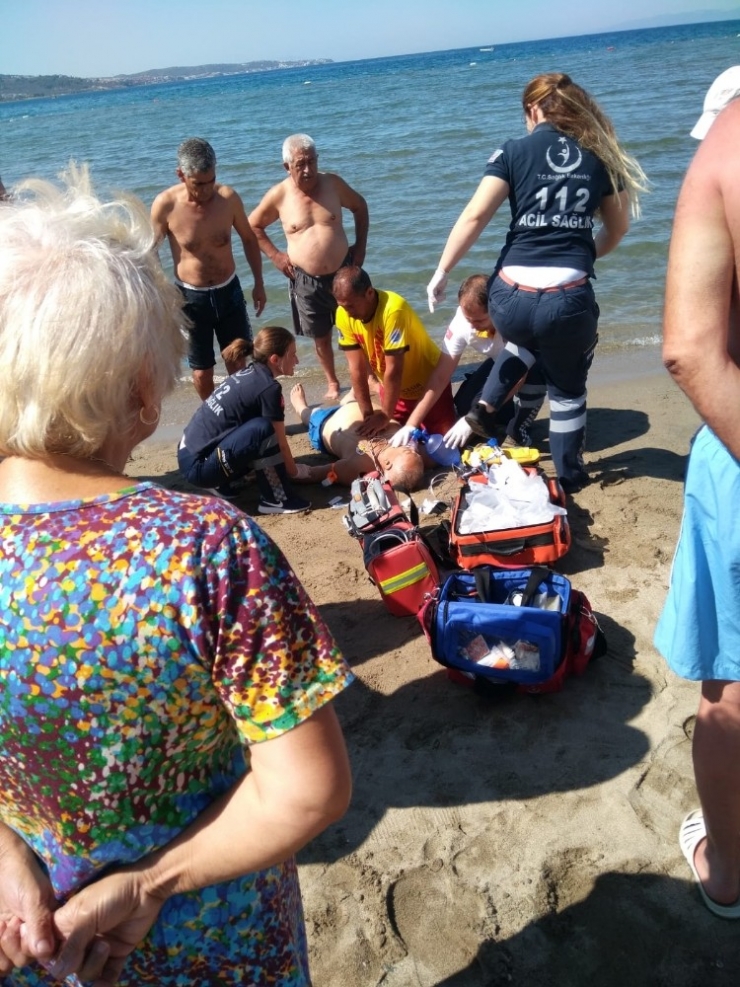 Burhaniye’de Boğulma Tehlikesi Geçiren Vatandaşı İtfaiye Kurtardı