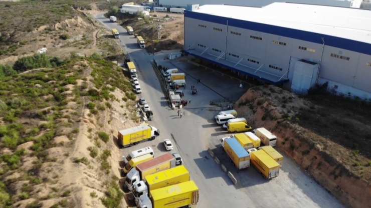 Şüpheli Toz Paniği Yaşanan Posta Dağıtım Merkezi Havadan Görüntülendi