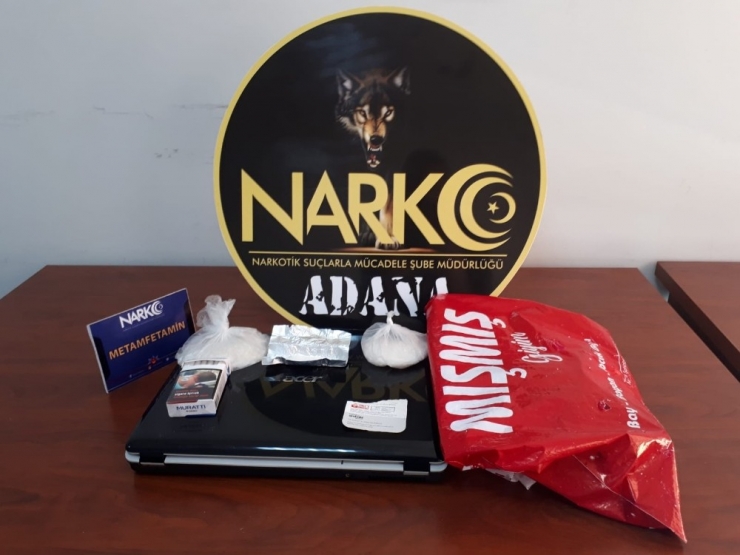 Laptopla Uyuşturucu Sevkiyatına Polis Engeli