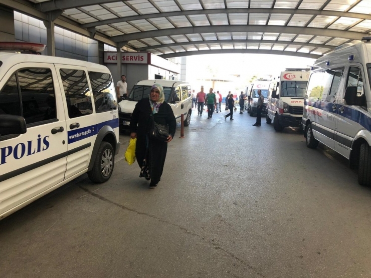 Dişi Uyuşmayınca Doktoru Bıçakladı