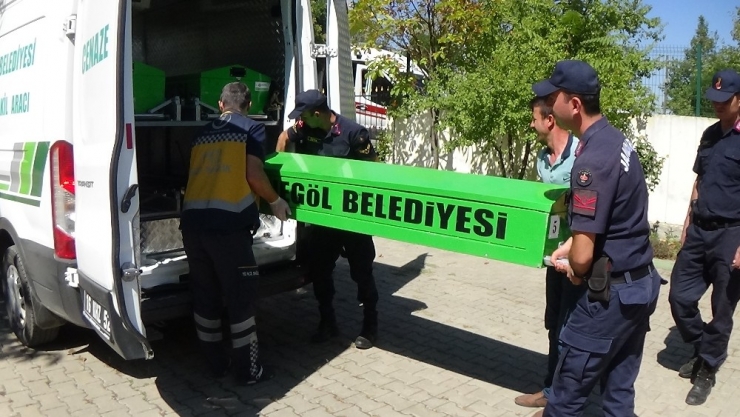 Denetimli Serbestlik Hükümlüsü Cami Avlusunda Ölü Bulundu