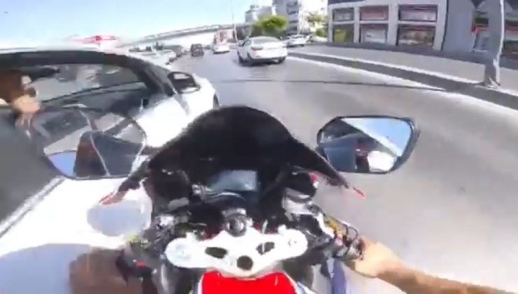 E-5 Karayolunda Motosikletlinin Ölümden Döndüğü Kaza Kamerada