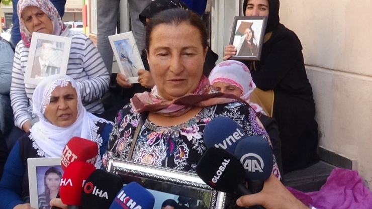 Hdp Önünde Eylem Yapan Aile Sayısı 16’ncı Günde 40’a Yükseldi