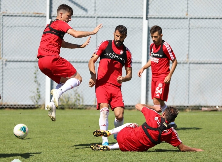 Sivasspor’da Trabzonspor Mesaisi Devam Ediyor