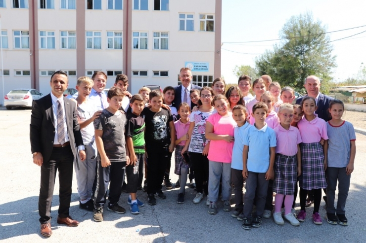 Başkan Işıksu Aşure Etkinliklerinde Öğrencilerle Buluştu