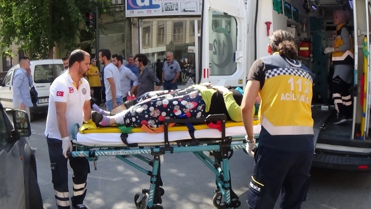 Kafa Kafaya Böyle Çarpıştılar: 2 Yaralı