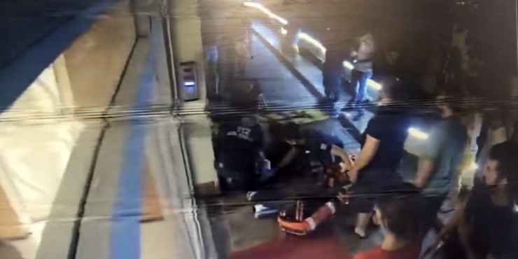 Esenyurt’ta Bakıcı Kadın Metrelerce Yükseklikten Yere Çakıldı