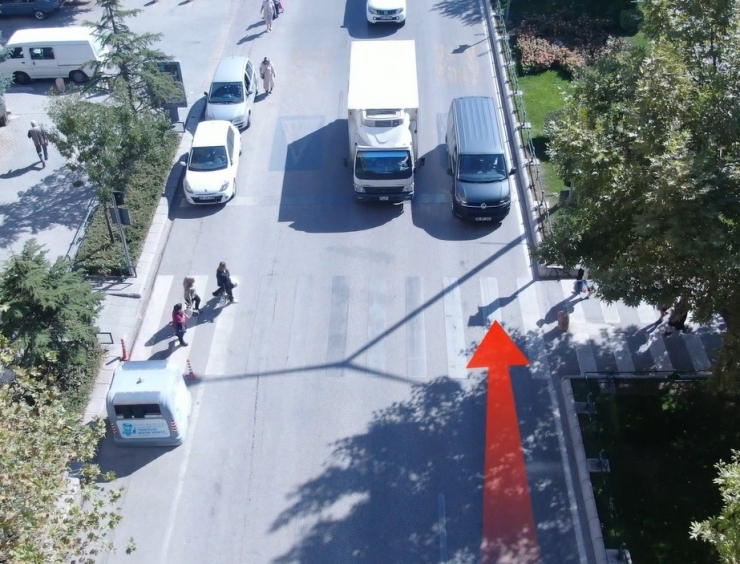 Yayaya Yol Vermeyen Sürücüler Drone İle Belirlendi
