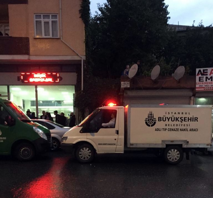 Arnavutköy’de Bir Evde Dehşet: 4 Ölü