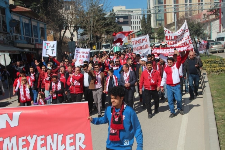 Belekoma Tayfa Taraftar Grubundan Tepki