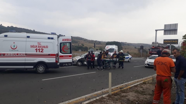 Bolu’da Trafik Kazası: 2 Yaralı