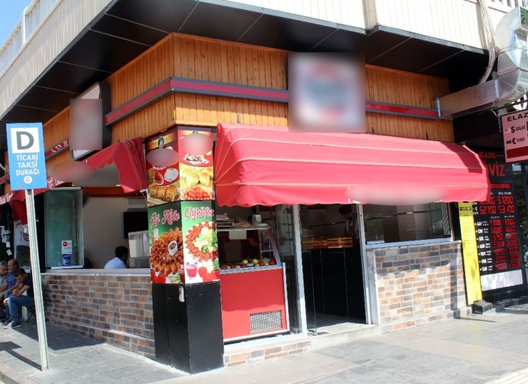 15 Saniyede Kasayı Soyan Hırsız Kameraya Yakalandı