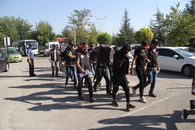 Isparta’daki Eş Zamanlı ‘Zehir’ Operasyonunda 10 Tutuklama