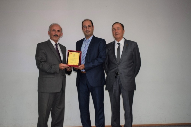 Bilecik’te ’Ahilik Ve İş Ahlakı’ Konferansı