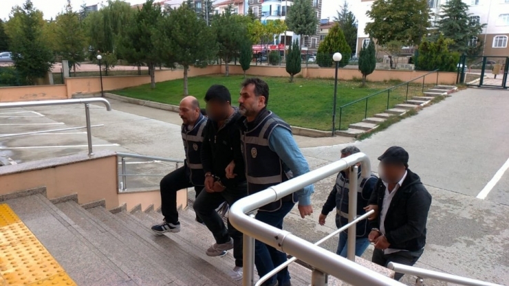 Hırsızlık Şüphelileri Adliyede