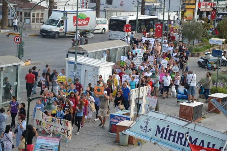 Çevreci Çocuklardan İklim Grevi