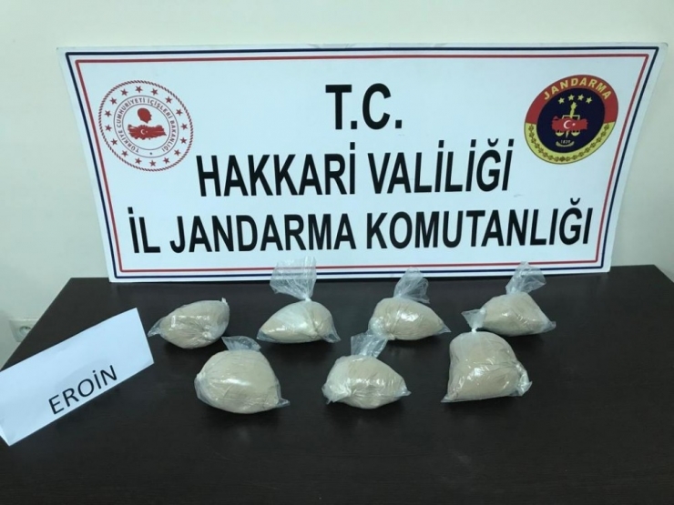 Hakkari’de 11 Kilo 266 Gram Eroin Ele Geçirildi