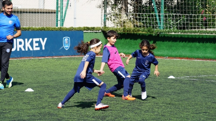 Dünya Yıldızı Neymar 2. Sırada, Birinci Sırada İse O Var