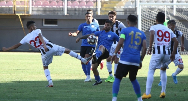 Karaköprü Belediyespor Manisa Deplasmanından Galibiyetle Ayrıldı