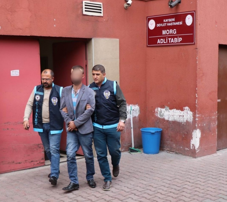 1 Kişiyi Av Tüfeği İle Vuran Şahsın 3 Ayrı Hırsızlık Suçundan Arandığı Tespit Edildi