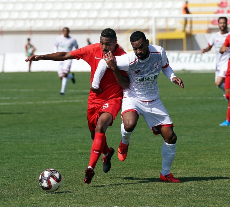Tff 1. Lig: Cesar Grup Ümraniyespor: 1 - Boluspor: 1