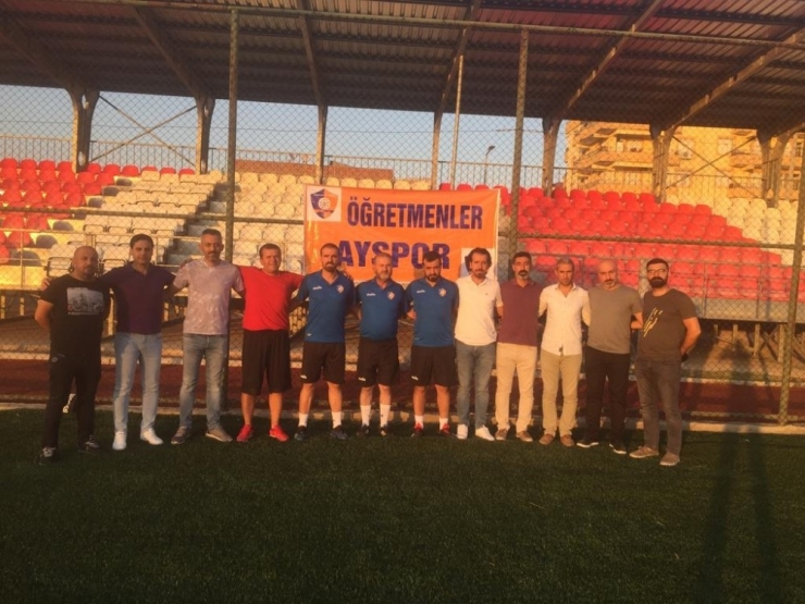 Ayspor, Öğretmenlere Emanet