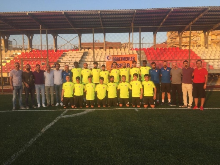 Ayspor, Öğretmenlere Emanet