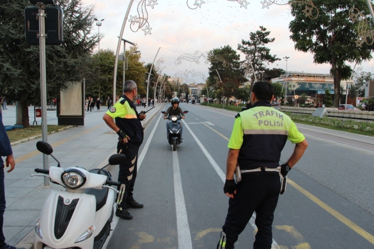 Düzce’de Polis Kuş Uçurtmuyor