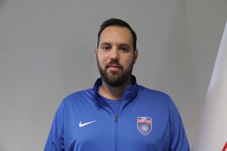 Ender Kaya: “İlk Hedefimiz Euroleague’e Kalmak”