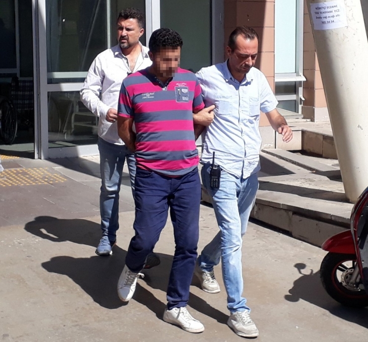 İzmir’de Eski Koca Dehşeti: “Çok Sevdiğim İçin Bıçakladım"