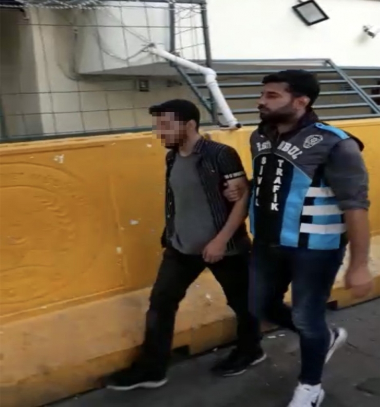 İstanbul’da Motosikletle Trafikte Terör Estiren Magandalar Yakalandı