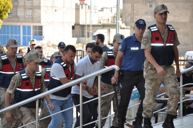 Hırsızlık Zanlısı Yoğun Önlemler Arasında Adliyeye Götürüldü