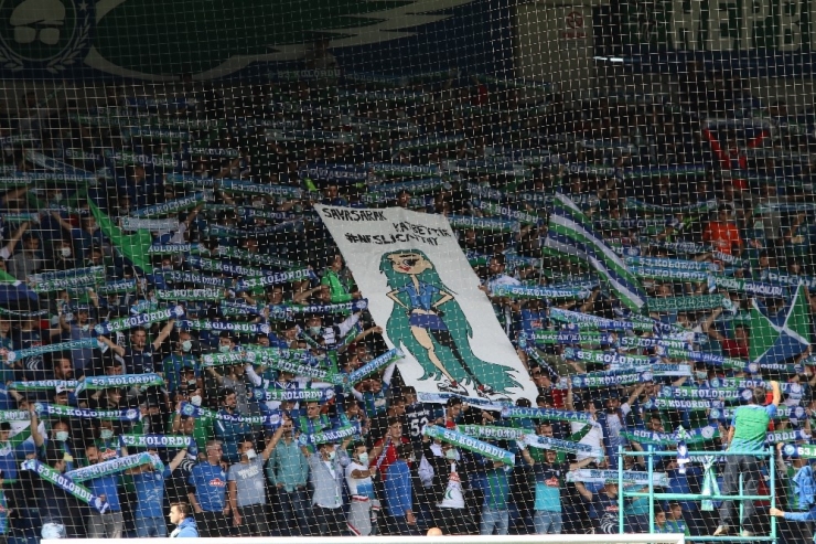 Süper Lig: Çaykur Rizespor: 0 - Gazişehir Gaziantep Fk: 2 (İlk Yarı)