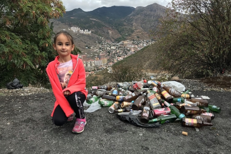 Minik Zeynep’in Çöp Feryadı