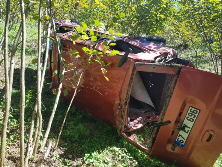 Aracıyla 60 Metreden Dereye Yuvarlandı: 1 Ölü