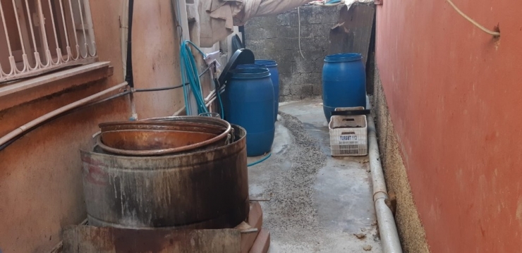 Adana’da Kaçak İçki Operasyonu