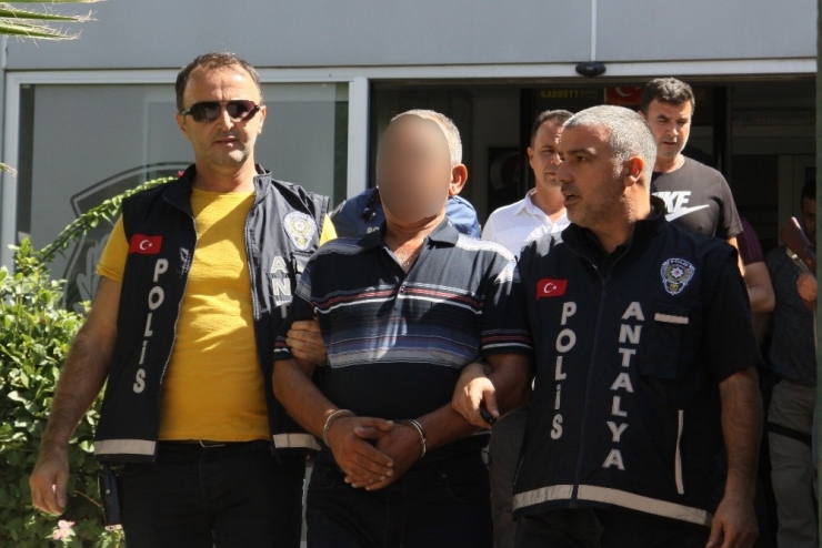 Antalya’da Baltalı Gaspçı Tutuklandı
