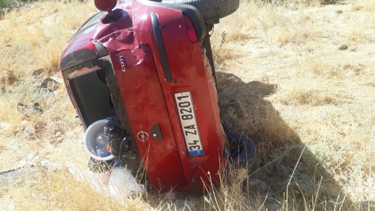 Hurdaya Dönen Araçtan Burnu Bile Kanamadan Kurtuldu