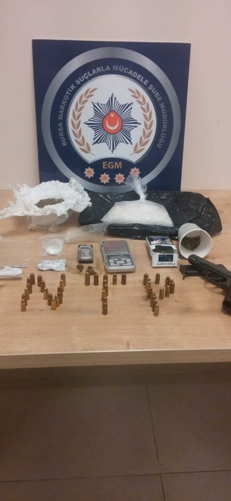 Bursa’da Narkotik Operasyonu: 17 Kişi Gözaltında